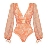 Conjunto de Banho Verão: Traje com Detalhes em Camadas e Saída de Praia