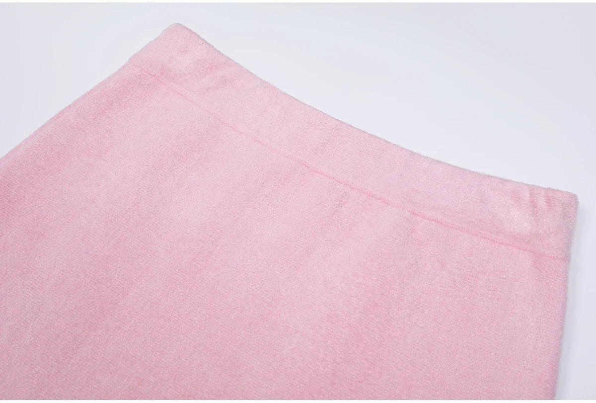 Conjunto Executivo Rosa: Casaco Estruturado e Saia Sereia Midi – Elegância