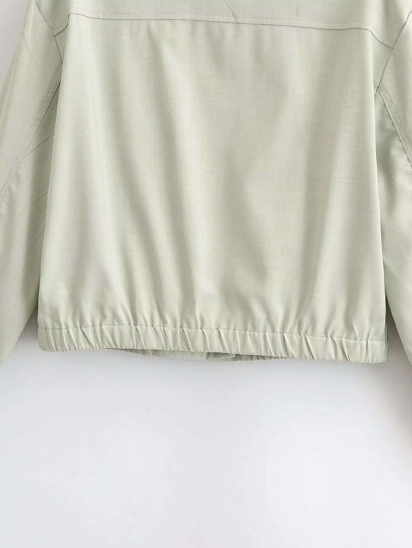 Conjunto Minimalista Abotoamento Simples e Calça de Corte Reto