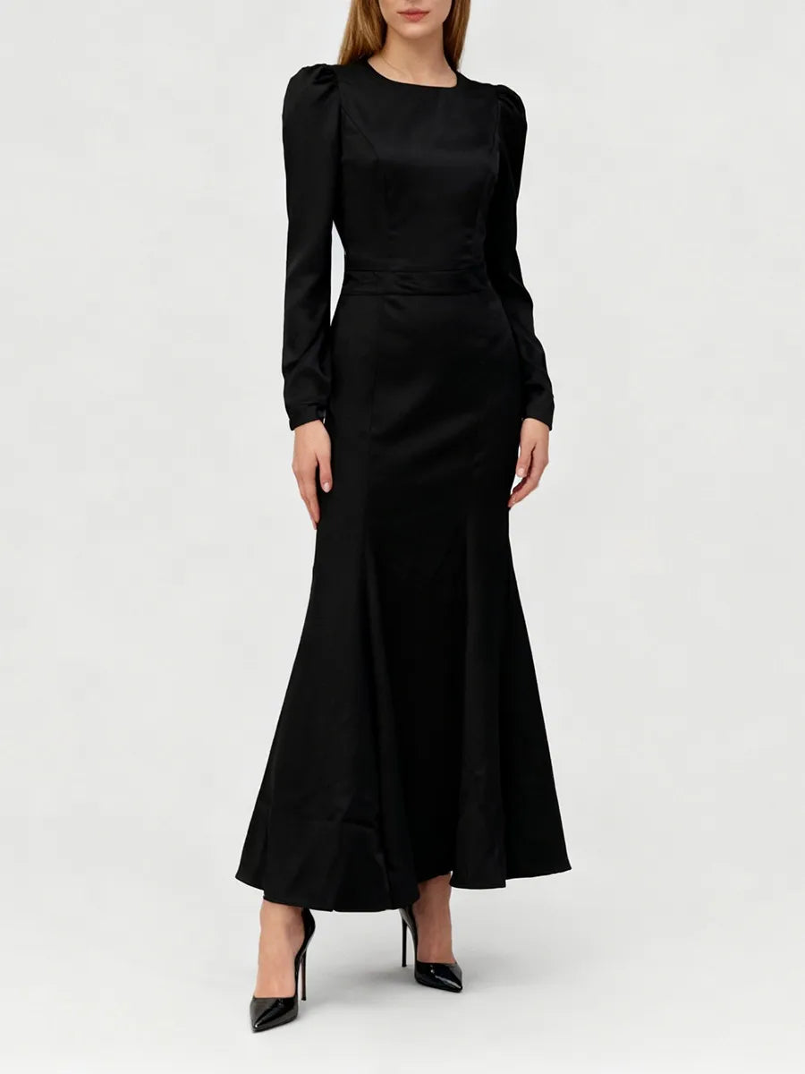 Vestido Sereia Elegante com Mangas Longas e Decote Costas em Formato de Coração