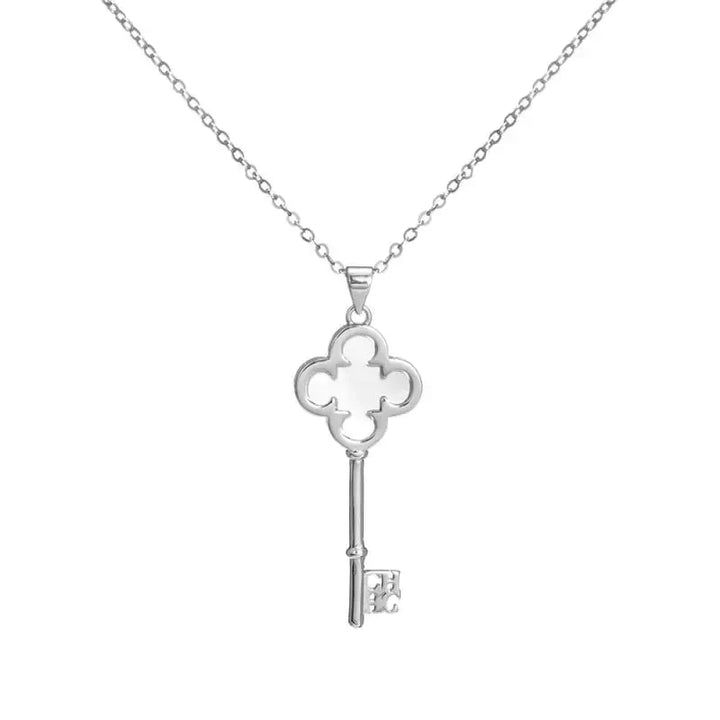 Colar CHCH Elegante Bicolor com Zircônias Delicadamente Cravadas e Pingente Sofisticado Ajustável