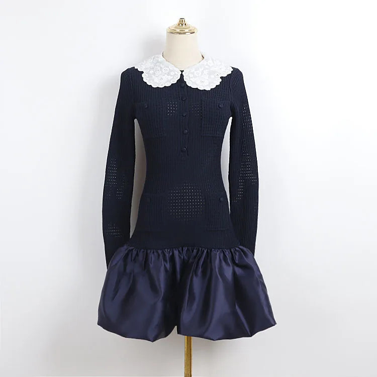 Vestido Mini de Luxo com Detalhes em Renda, Mangas Longas e Saia de Volume