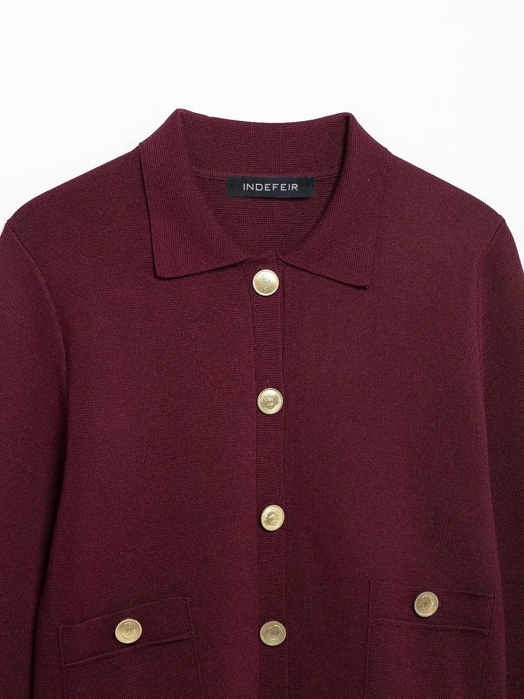 Conjunto Luxo Vermelho em Malha de Alta Densidade – Cardigã e Saia