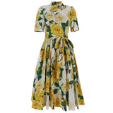 Vestido Verão com Cinto – Estampa Rosa-Amarela, Manga Curta, Comprimento Midi