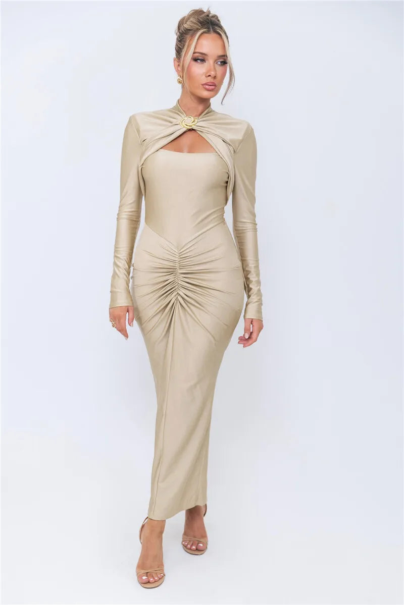 Bianca | Vestido Maxi em Malha com Fivela de Metal e Manga Longa