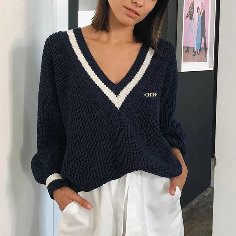 Suéter CHCH Feminino Elegance — Tricot Refinado com Design Atemporal para Looks Sofisticados