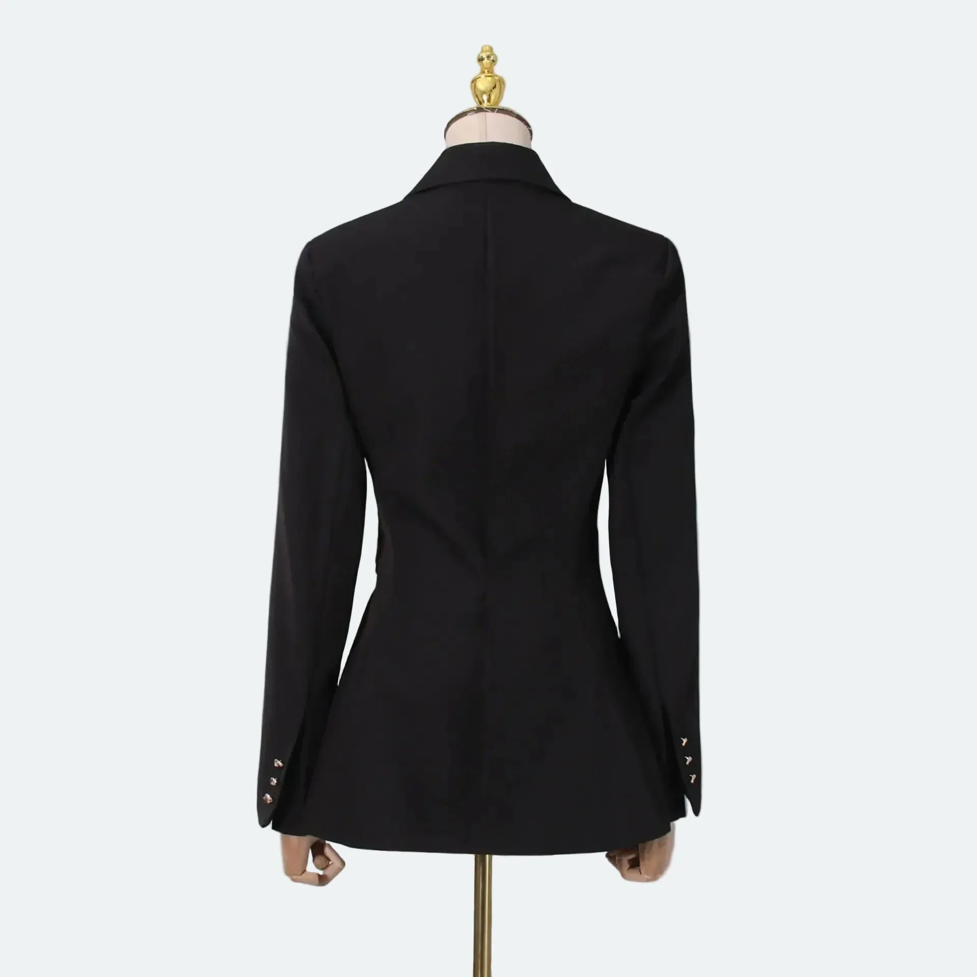 Blazer de Alfaiataria e Detalhe de Fivela Lateral - Modelagem Acinturada e Sofisticada