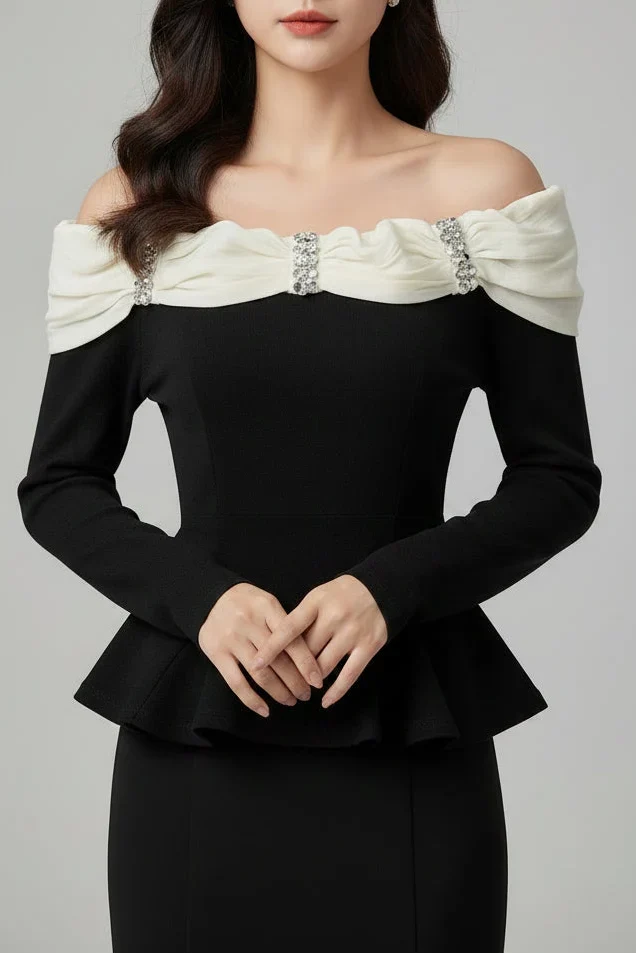 Blusa Elegante com Decote Ombro a Ombro e Detalhe Recortado