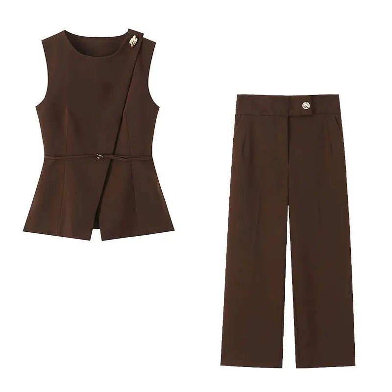 Conjunto de Alta Sastria com Colete Alongado, Faixa Regulável e Calça Fluida