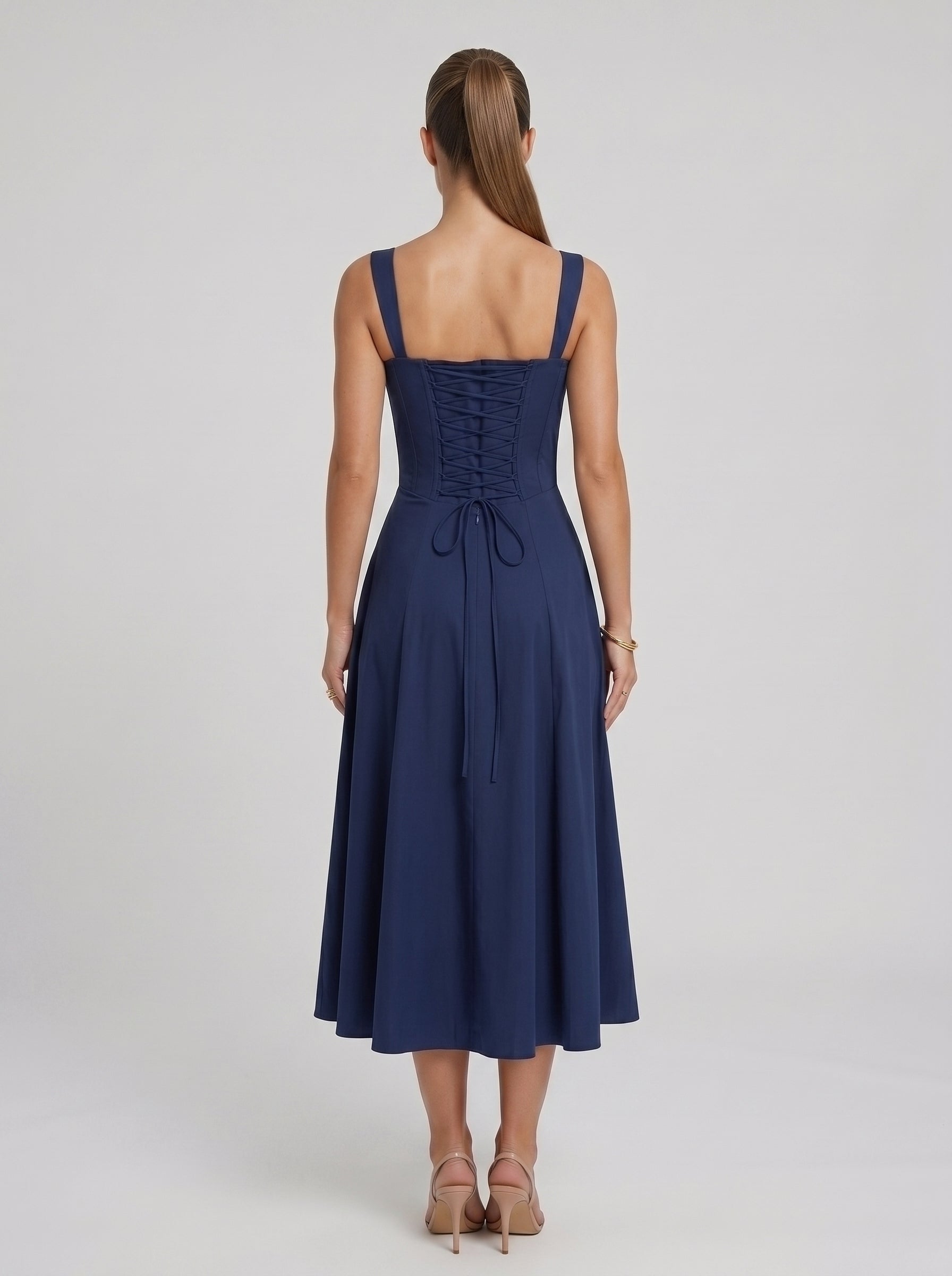 Adriana | Vestido Midi Azul Marinho com Corpete Franzido e Saia Evasê
