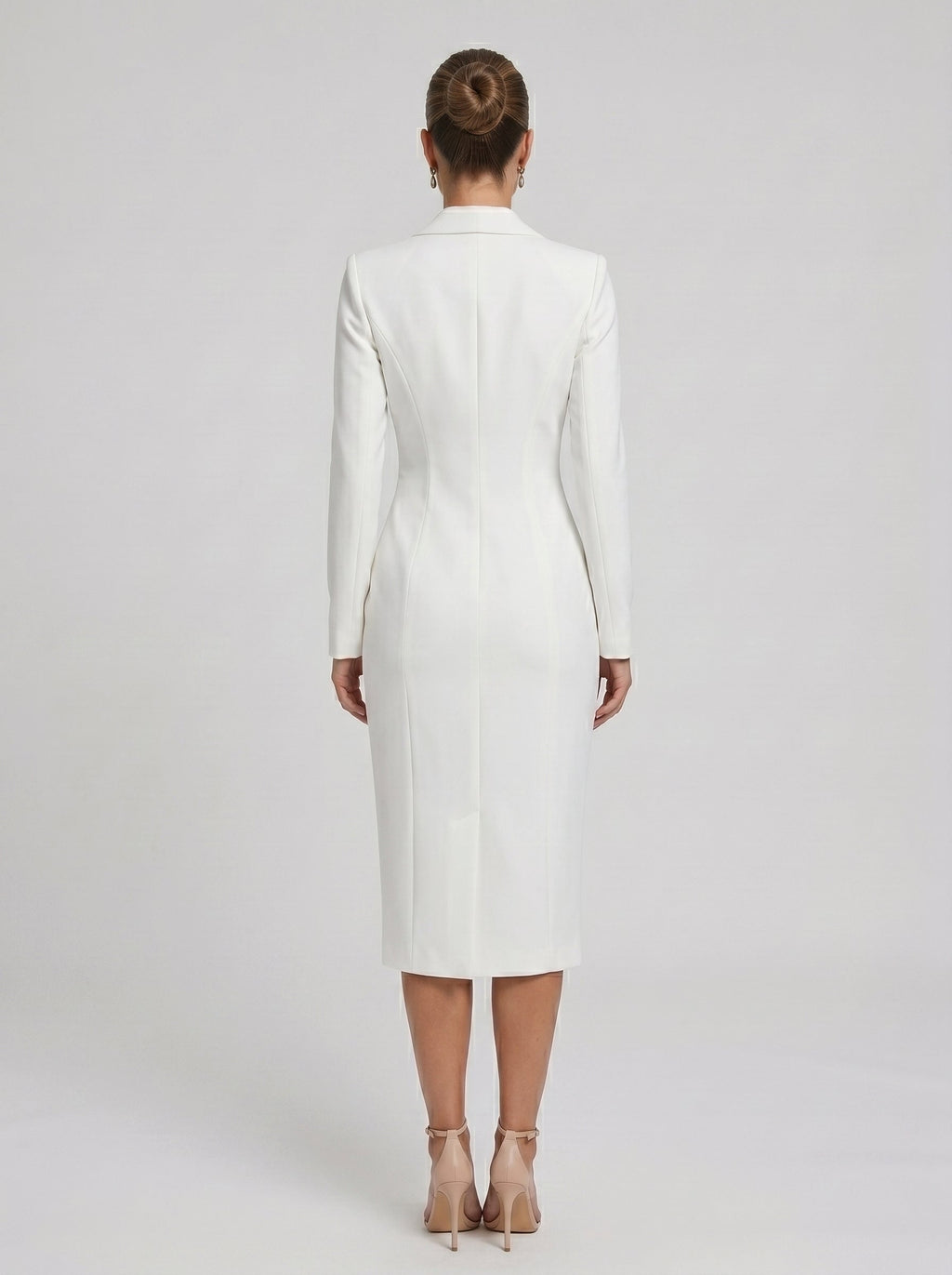 Cecília | Vestido Blazer Midi Branco com Decote V Profundo e Manga Longa