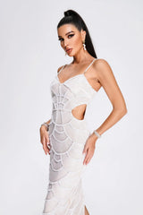 Vestido Halter com Bordado à Mão em Pedrarias e Recortes Sensuais – Elegância Escultural para Ocasiões Especiais