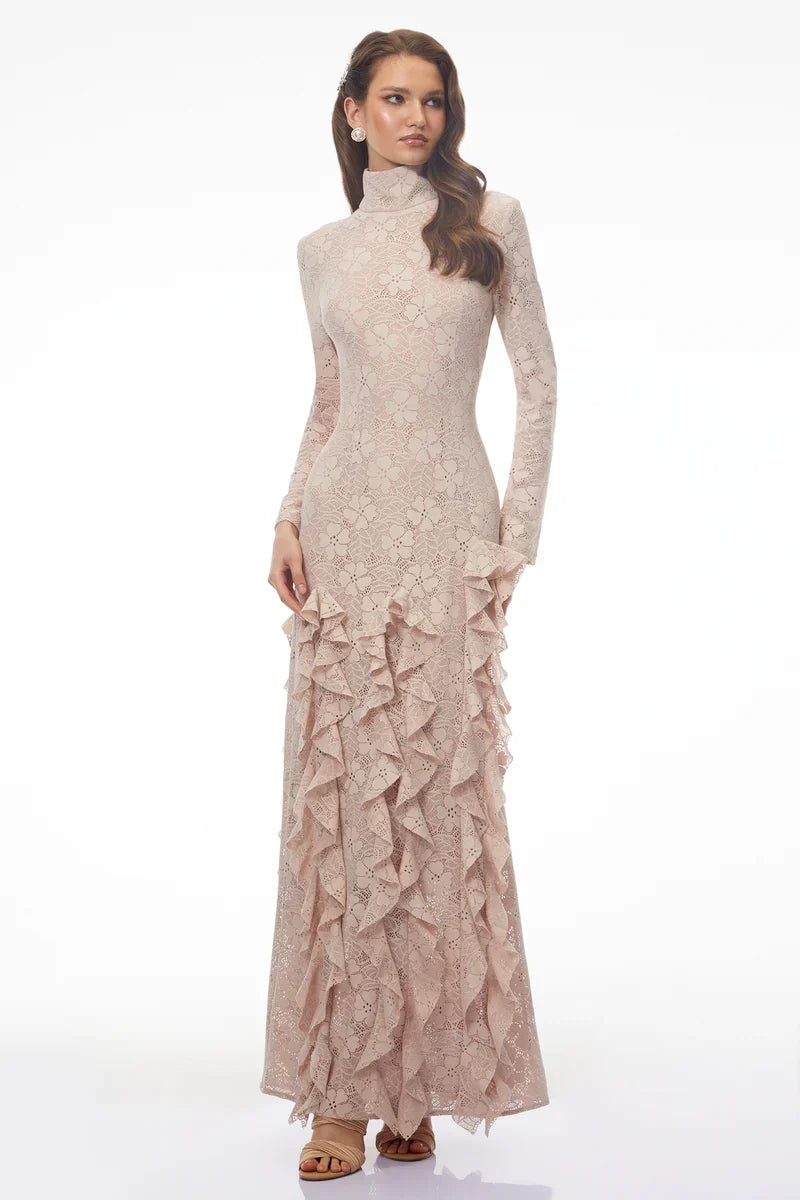 Vestido Estruturado com Gola Alta Suave e Detalhes Rendados