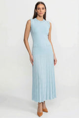 Vestido Midi em Tricô com Aplicações de Pérolas – Azul Serenity