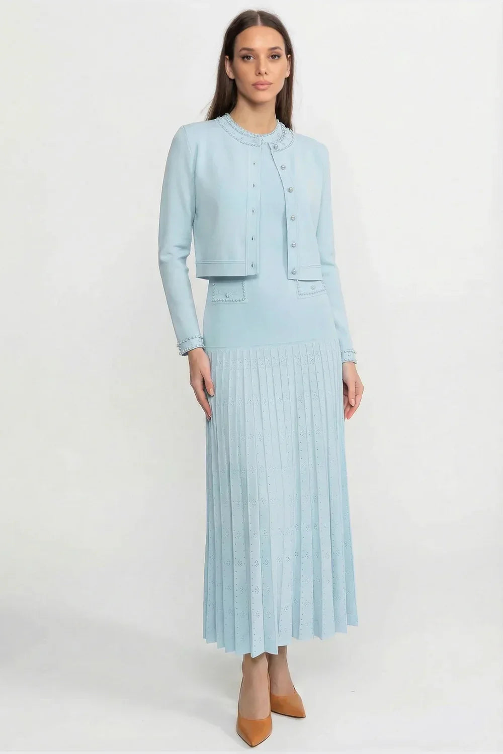 Vestido Midi em Tricô com Aplicações de Pérolas – Azul Serenity