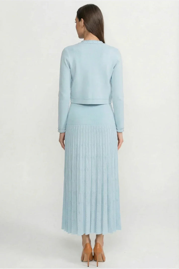 Vestido Midi em Tricô com Aplicações de Pérolas – Azul Serenity