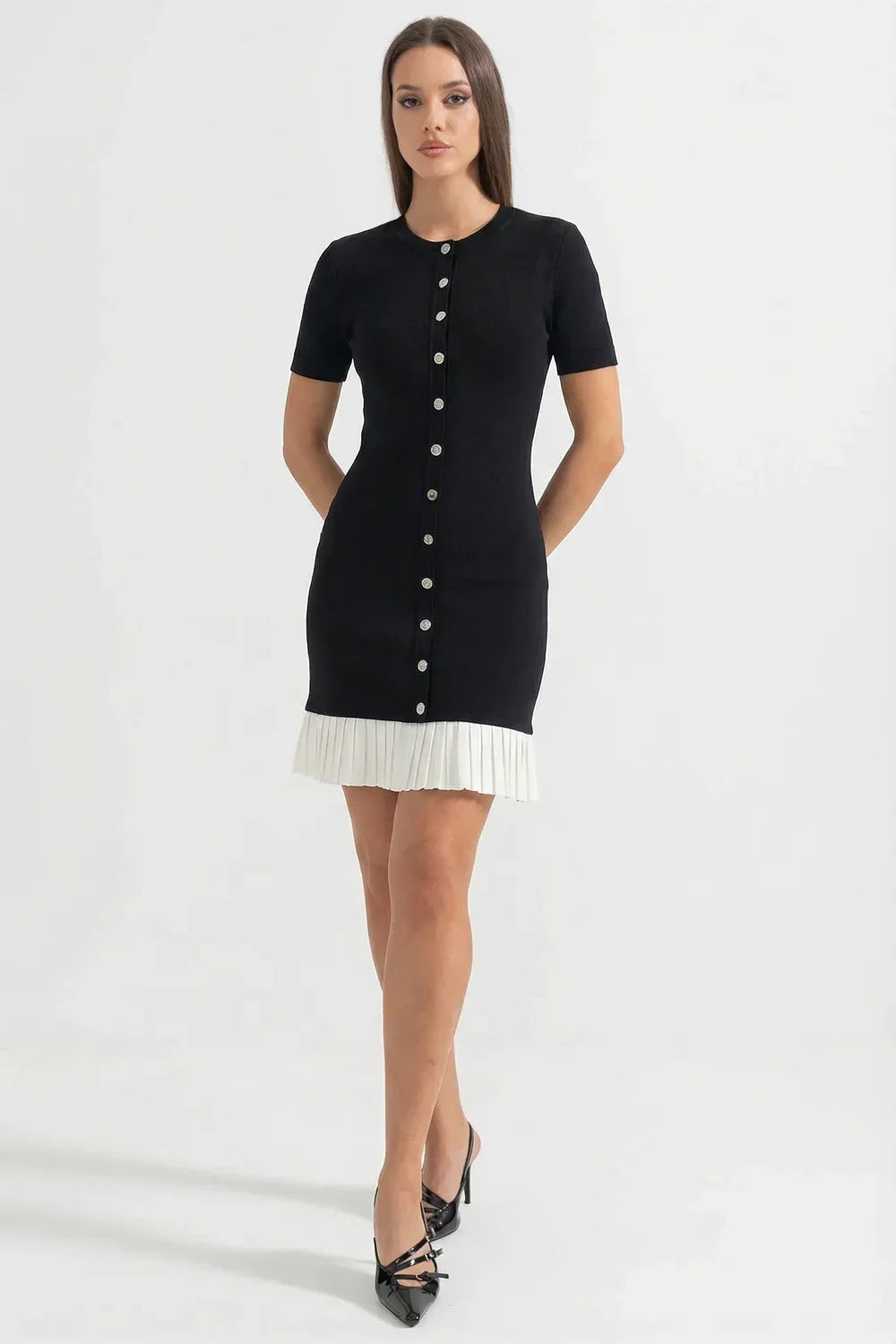 Vestido Minimalista em Modal – Conforto e Elegância Urbana