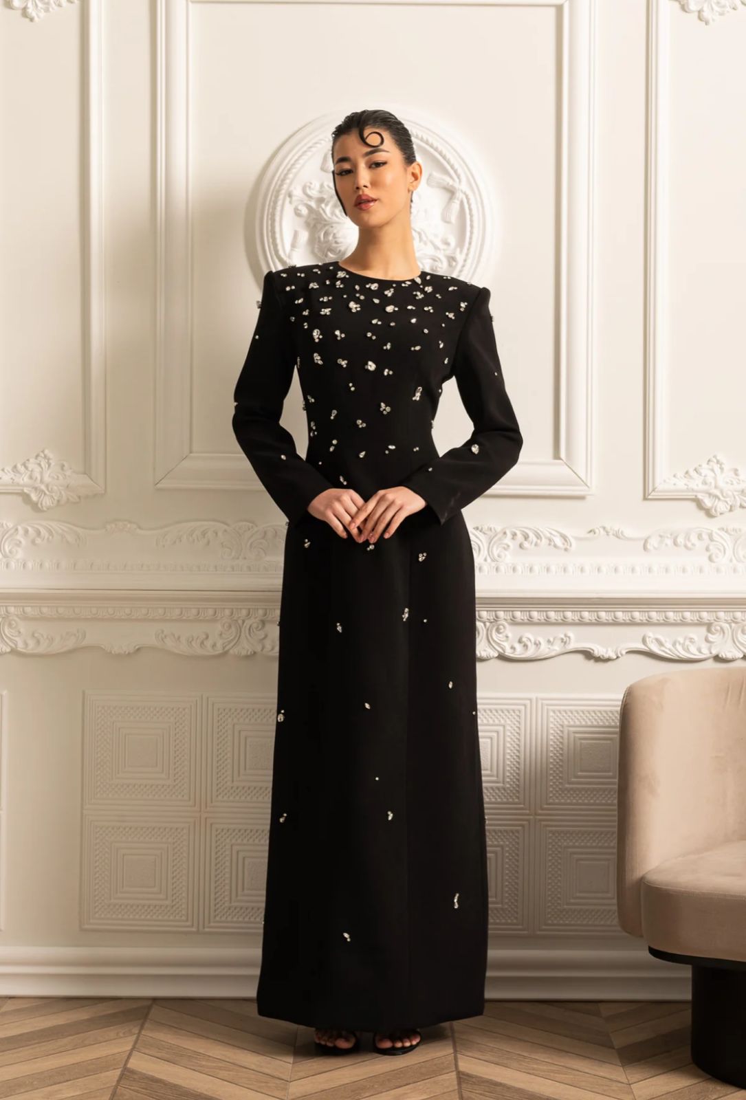 Isabela | Vestido Longo com Bordado à Mão em Pedrarias