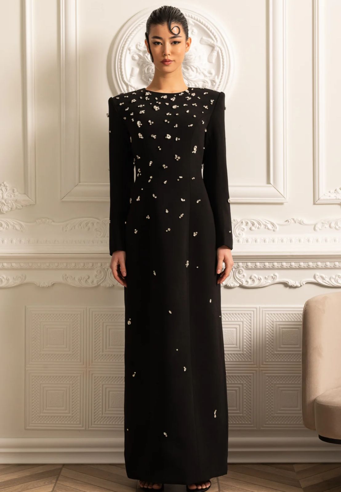 Isabela | Vestido Longo com Bordado à Mão em Pedrarias