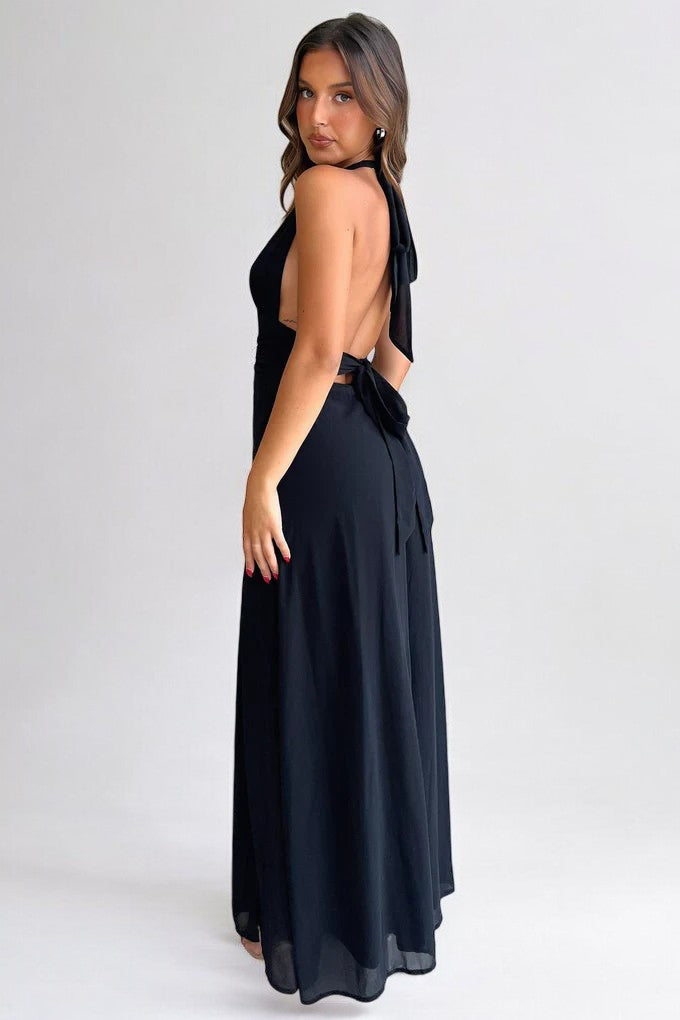 Clarisse | Vestido Longo Rosa com Decote Halter Profundo e Fenda Alta