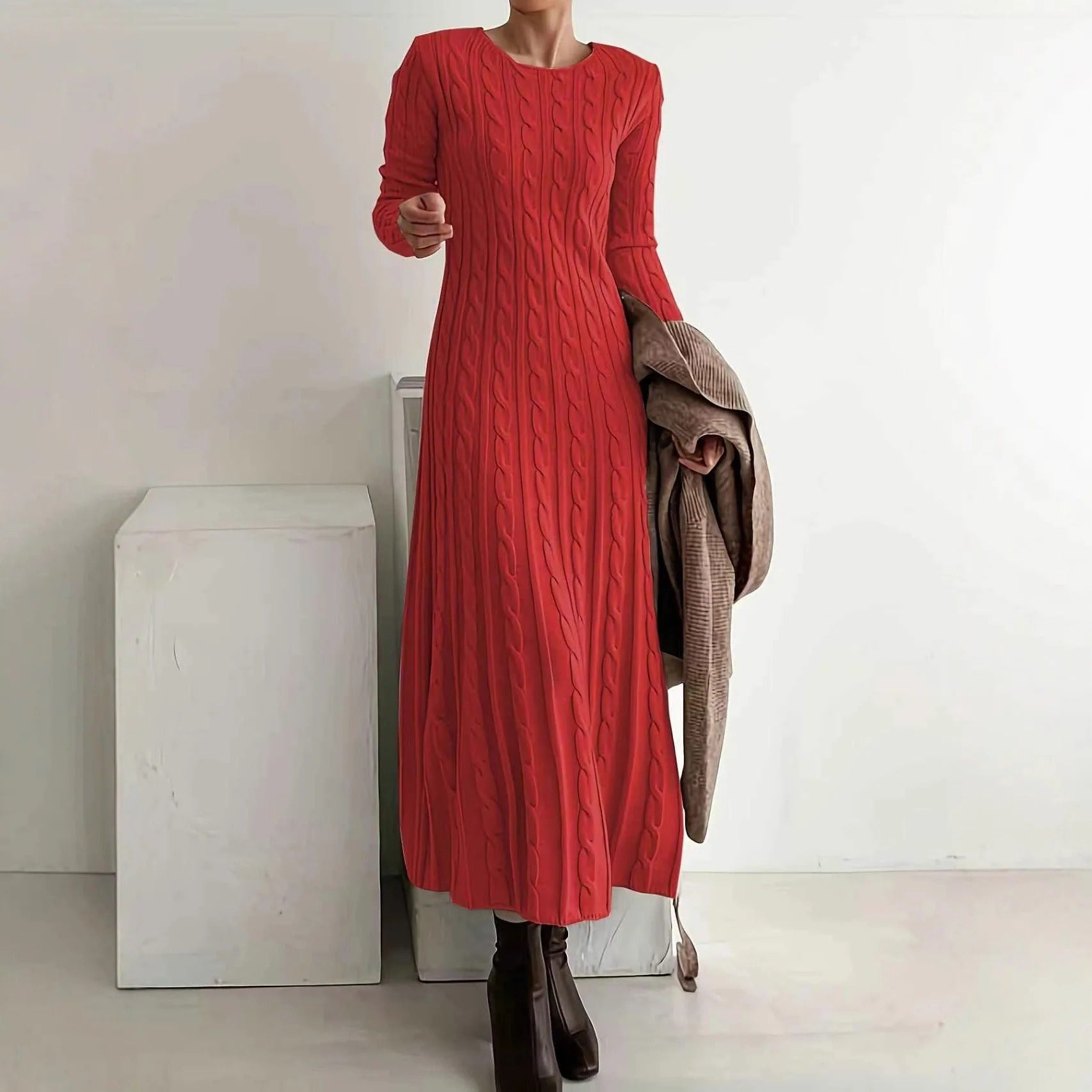 BIANCA | VESTIDO LONGO DE TRICÔ COM GOLA REDONDA