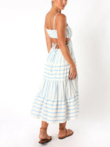Brízida | Vestido Midi Listrado com Cut-Out Lateral e Babado na Barra