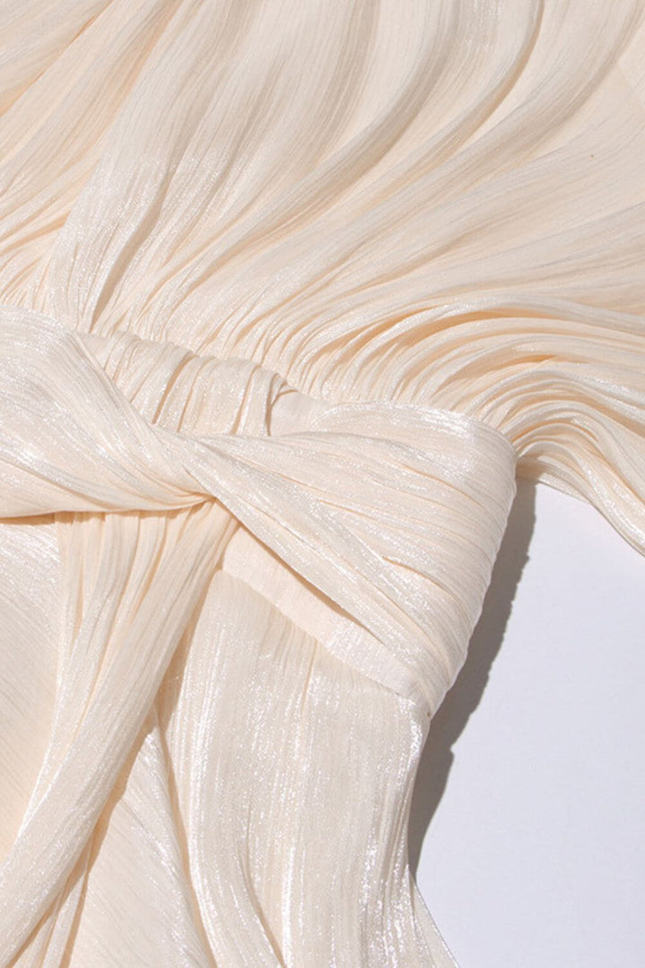 Lavínia | Vestido Curto em Tecido Fluido Off-White com Manga Bufante e Amarração Frontal
