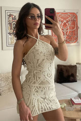 Ophelia | Vestido Mini em Crochê Floral Off-White com Decote Halter