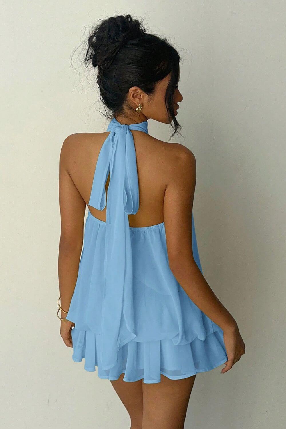 Lina | Macaquinho Curto em Chiffon com Camadas e Gola Halter