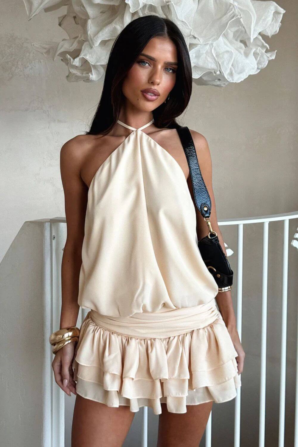 Demi | Vestido Curto Amarelo com Top Franzido e Saia com Babados