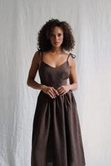 Dandara | Vestido Midi em Algodão com Franzido no Busto e Alça Ajustável