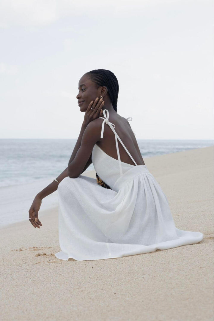 Dandara | Vestido Midi em Algodão com Franzido no Busto e Alça Ajustável