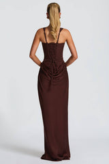 Tainá | Vestido Longo Sereia em Chocolate com Corset Estruturado e Franzido