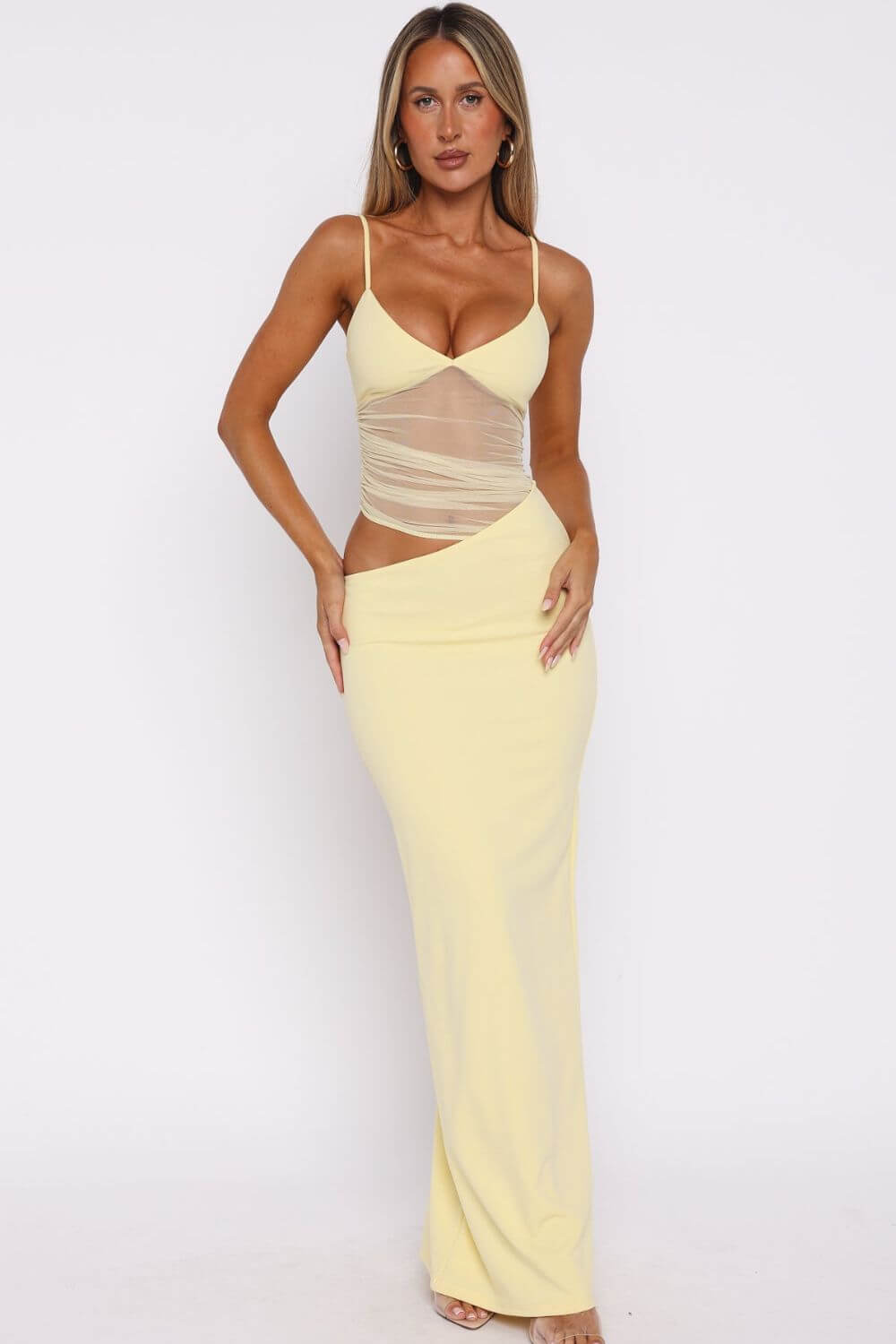 Marcelle | Vestido Longo com Busto em Tule Bordado e Saia Reta em Preto