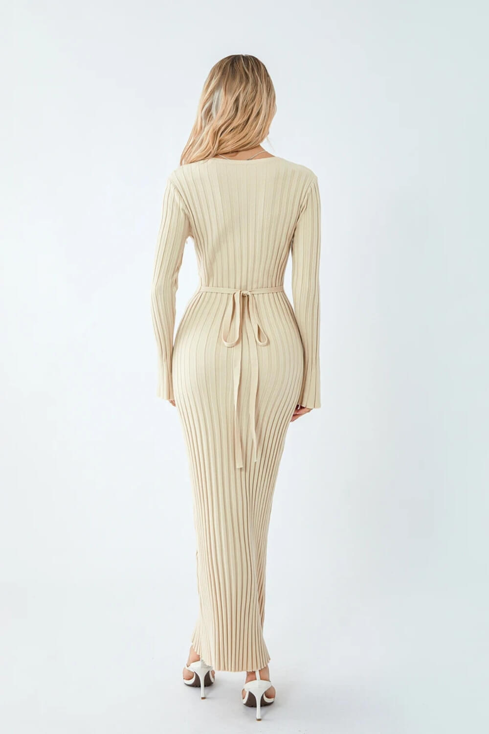 Olga | Vestido Longo em Tricô Canelado Off-White com Manga Longa