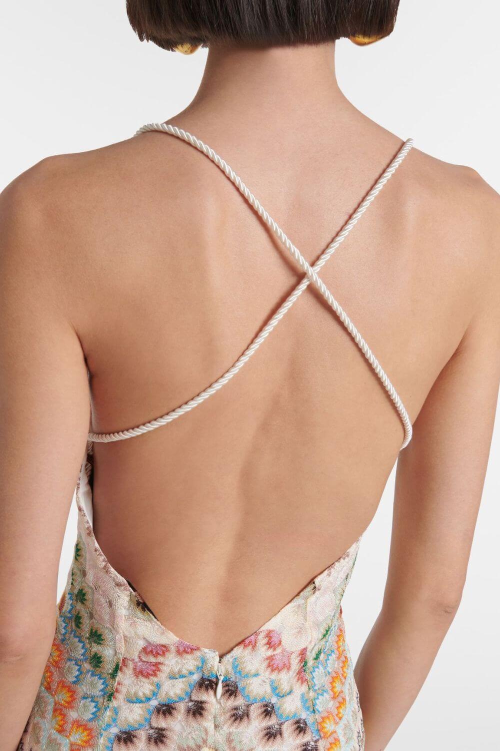 Aleth | Vestido Longo em Renda Chevron Terracota com Alças Cruzadas