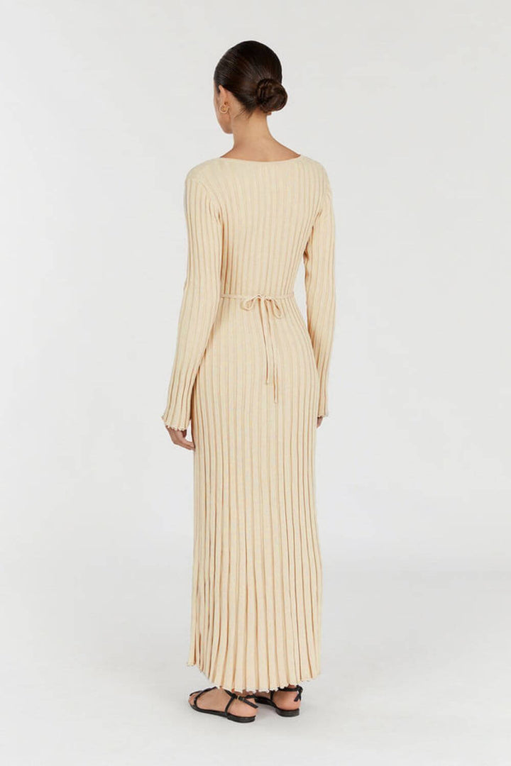 Marta | Vestido Longo em Tricô com Decote em V e Manga Longa