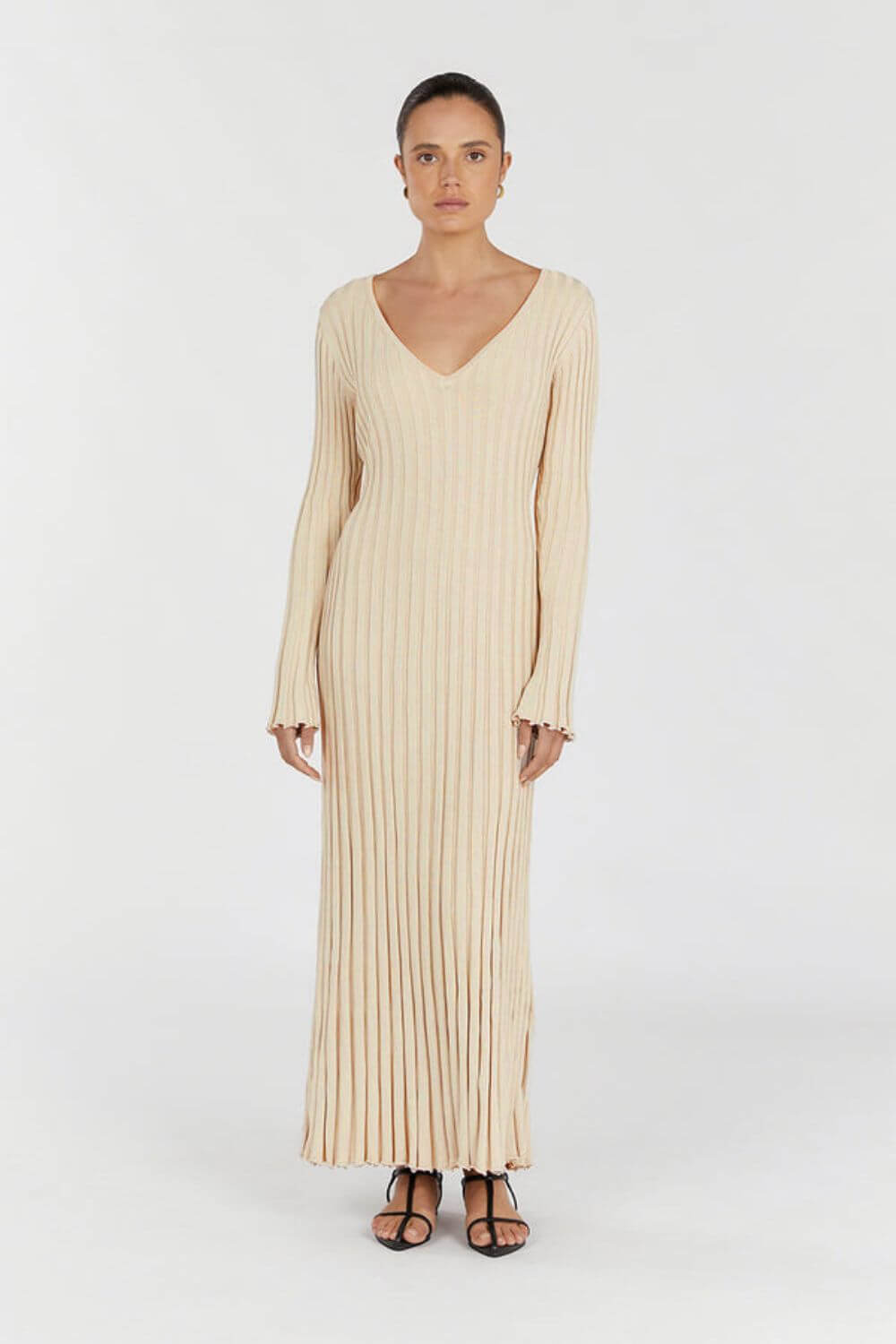 Marta | Vestido Longo em Tricô com Decote em V e Manga Longa