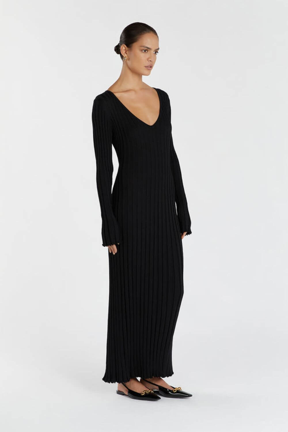 Marta | Vestido Longo em Tricô com Decote em V e Manga Longa