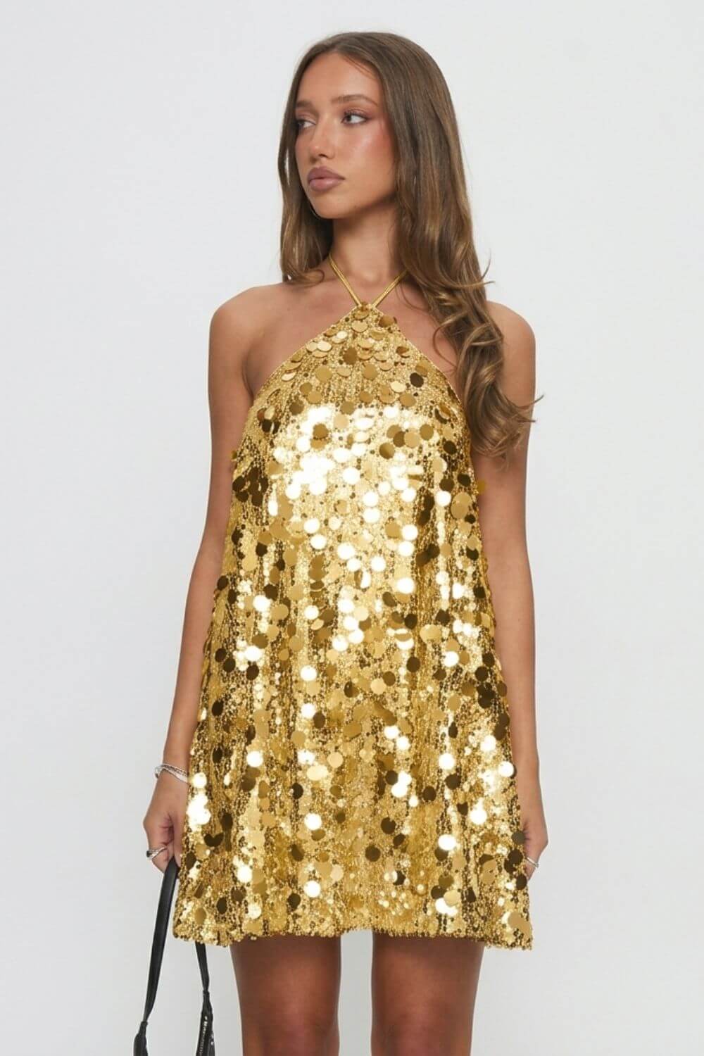 Dandara | Vestido Curto Evasê em Paetê Verde Oliva Dourado