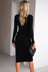 Yara | Vestido Curto Preto em Malha com Manga Longa e Fenda